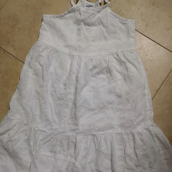 3/$30   Beautiful Girls Dress! 🌼🌺 - Picture 9 of 13